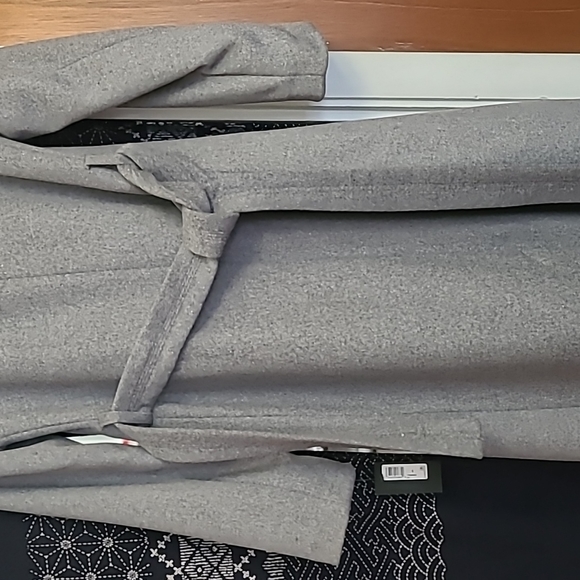 Asymmetrical belted Maxi coat - Picture 4 of 7